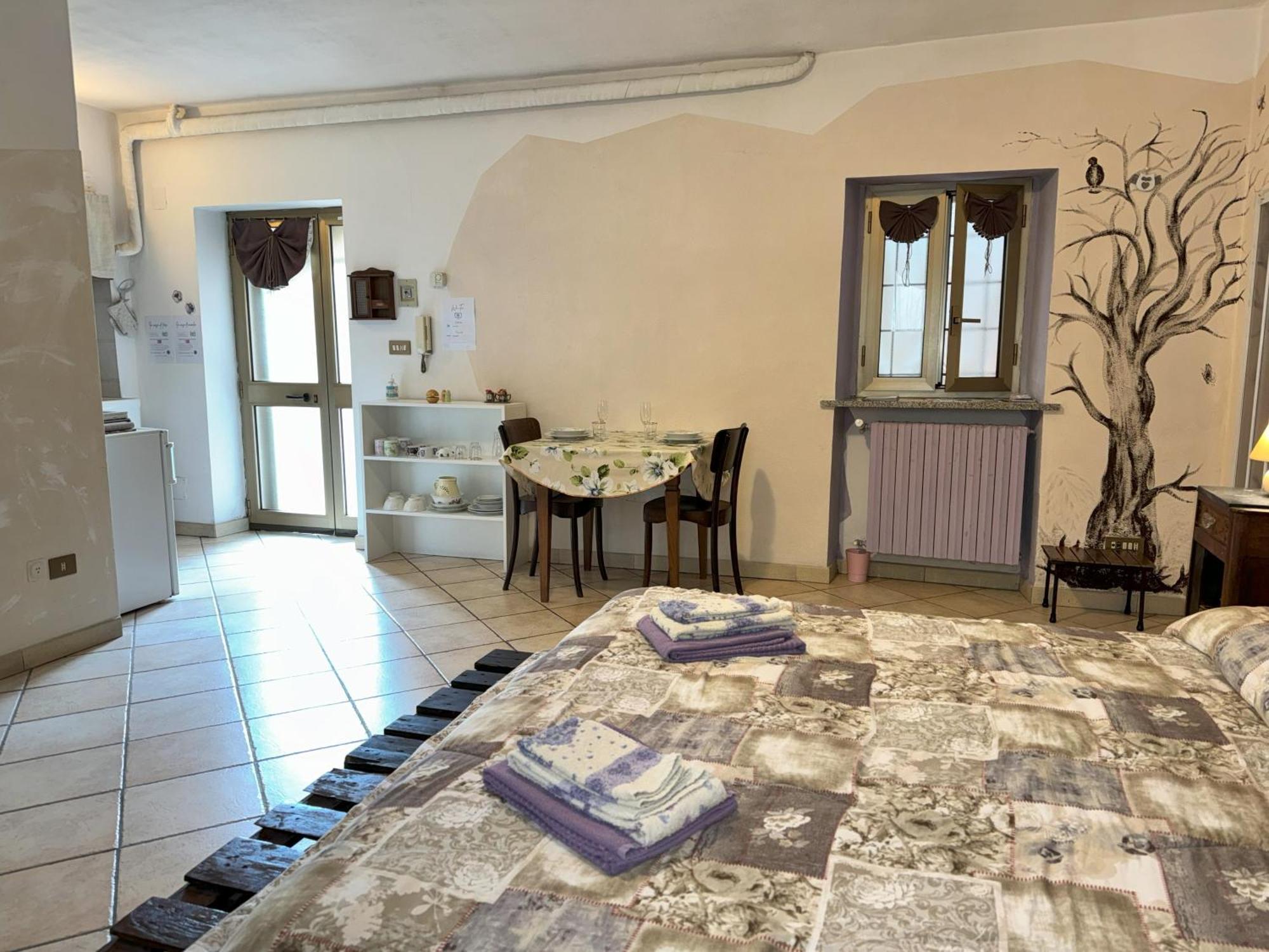 Casa Aromi Ed Arte Guest House Asti Eksteriør bilde