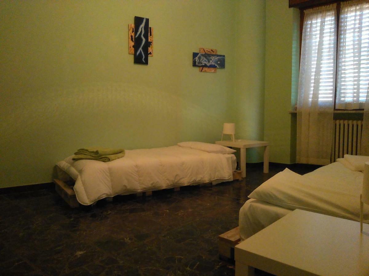 Casa Aromi Ed Arte Guest House Asti Eksteriør bilde
